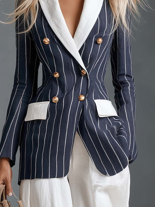 Pina&Noir | Sahil Esintili Lacivert İnce Çizgili Kontrast Yakalı Kruvaze Altın Düğmeli Vücuda Oturan Blazer